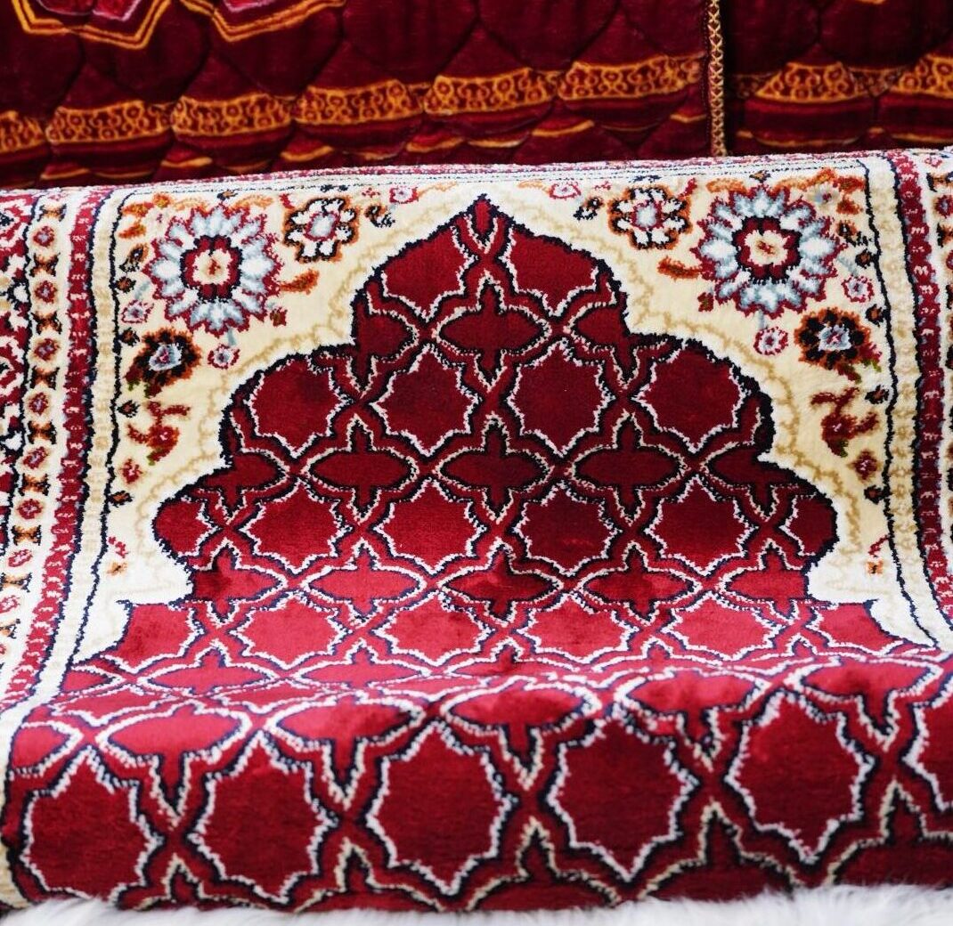 Turkish Prayer Mat Red