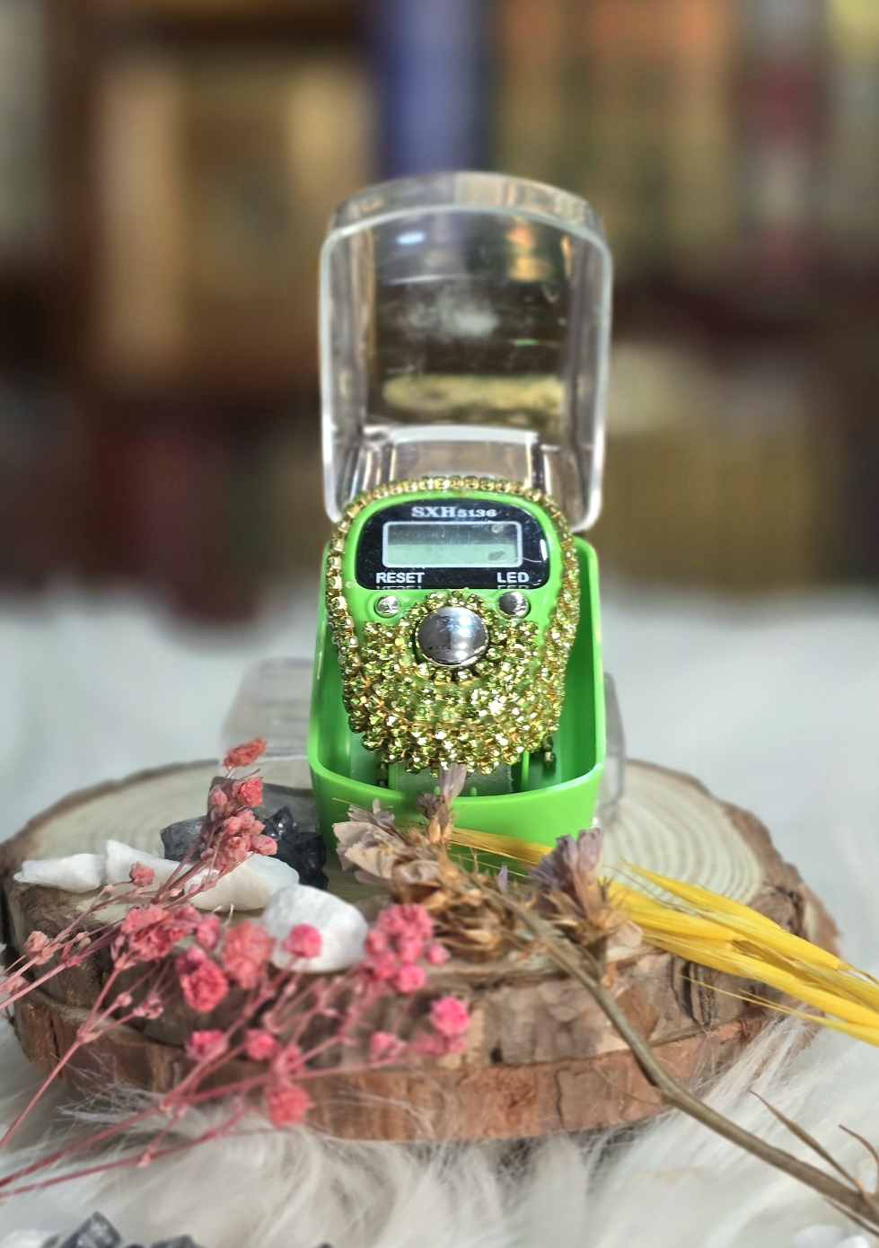 Light Green Finger Counter