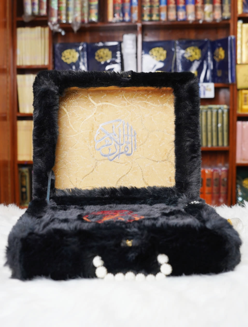 Black Deluxe Fur Quran